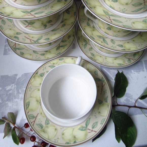 Fine Porcelain Set 8 mugs & 8 Saucers Apple Orchard by Stokes Casual MagnaStrong - Picture 6 of 16